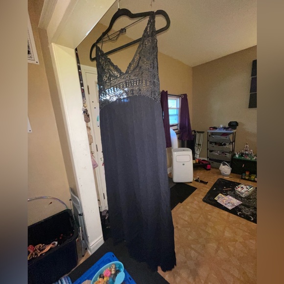 Halter strap backless summer dress. Very flowy and beautiful. Cotton. - Picture 3 of 3